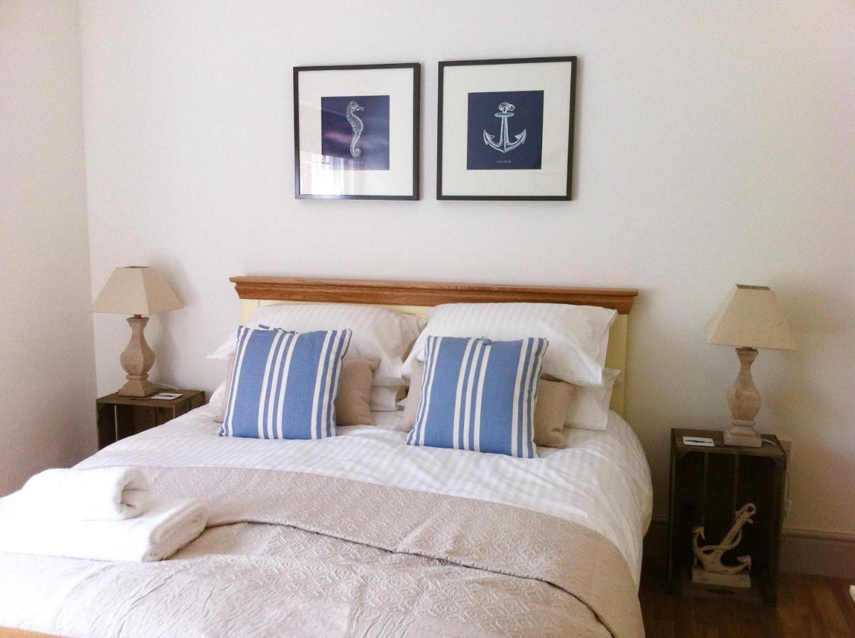 Harbour Retreat Padstow - Entire Apartment In The Beautiful Old Town Of Padstow Harbour Екстер'єр фото